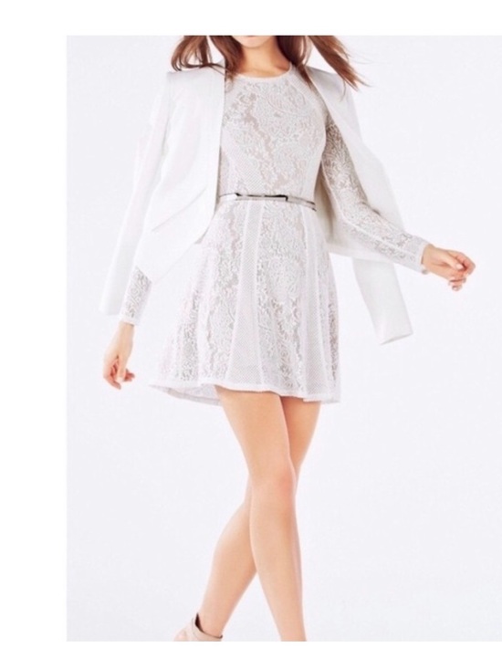 BCBGMaxAzria Dresses & Skirts - BCBG Max Azria Baylie Paisley
Lace Dress